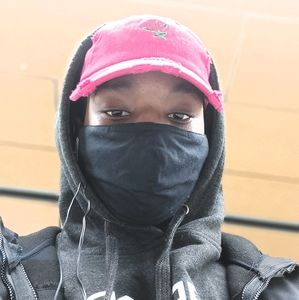 Meet your Posher, Adrian